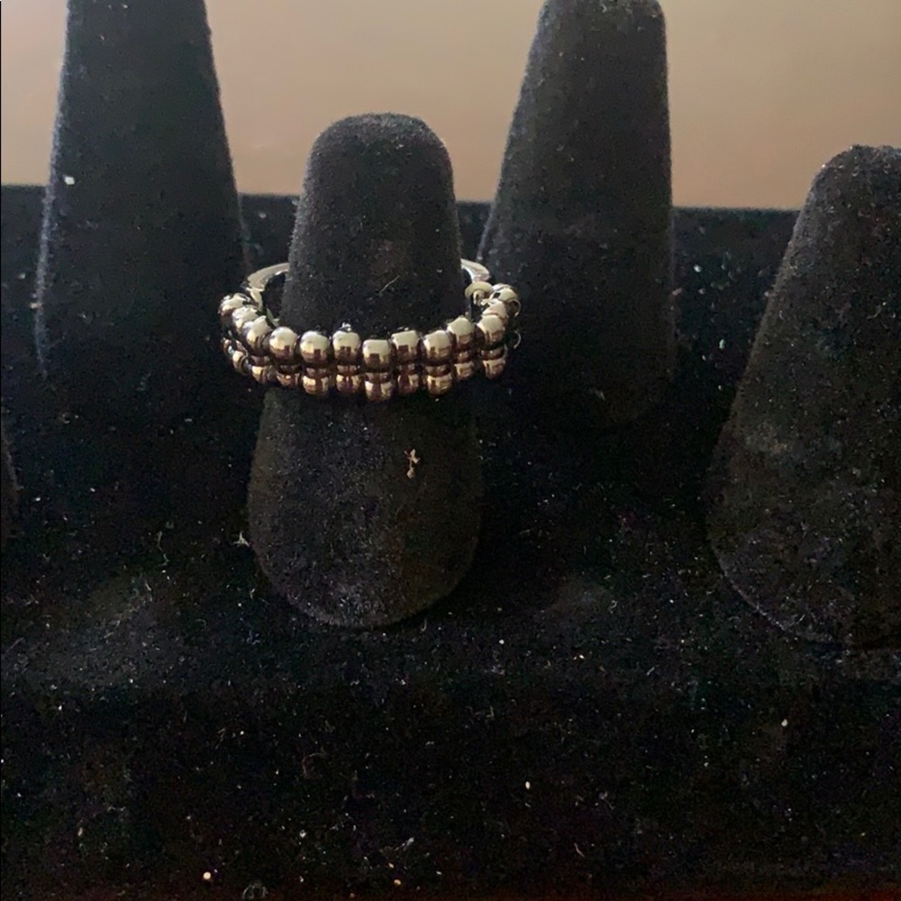 Ring - Picture 2 of 2